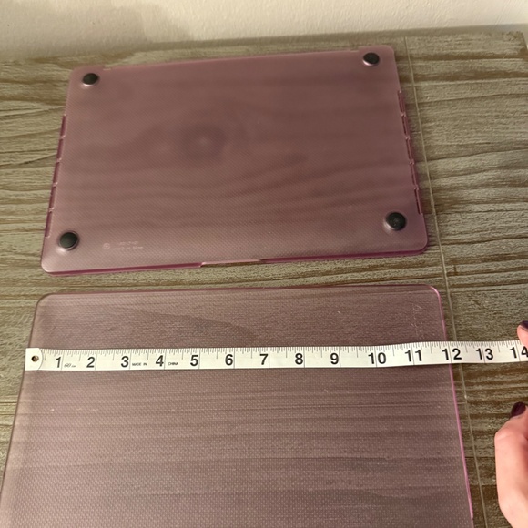 MacBook Pro 13" Intel 2020  2 COVER ACCESSORY BUNDLE - Picture 6 of 11